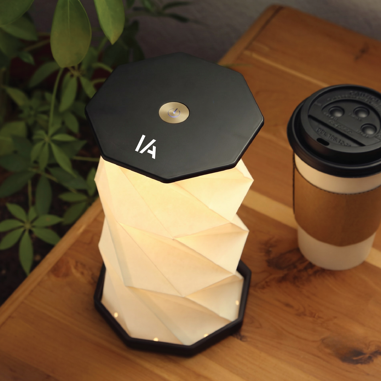 IA Collapsible Charging Lantern